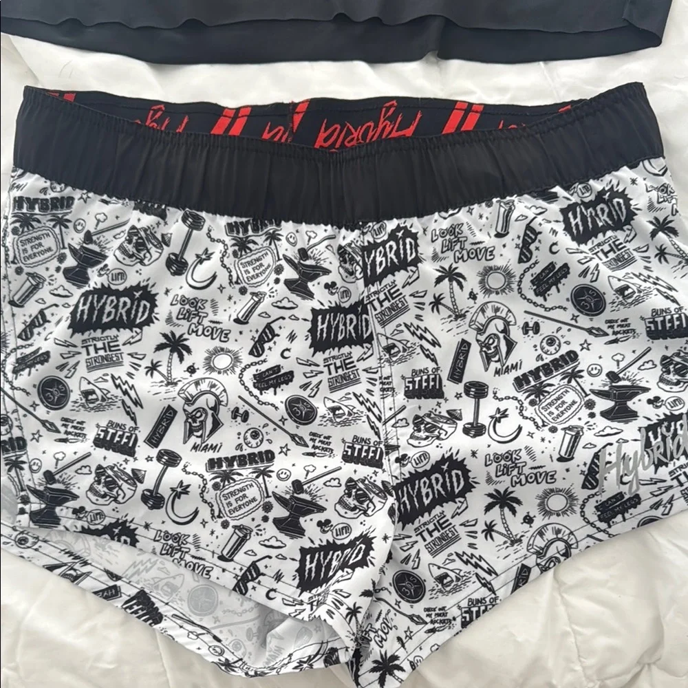 Hybrid Black and White Graphic Crop Top and Shorts Set - Picture 2 of 5